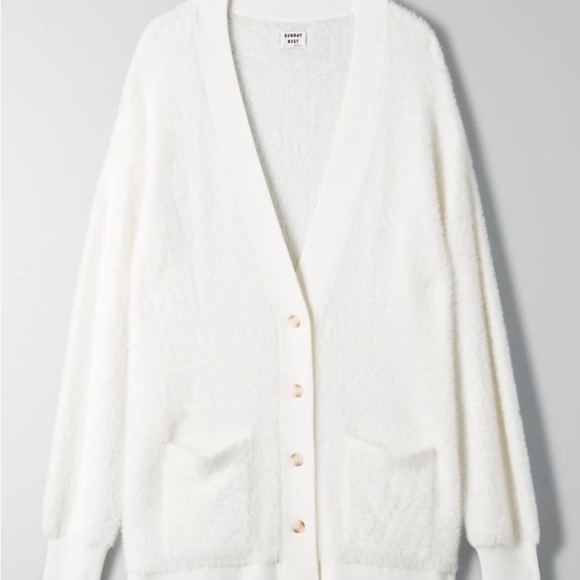 SOLD NWOT Aritzia Kitten Cardigan - Picture 3 of 5